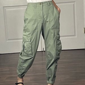Abercrombie & Fitch green cargo joggers S